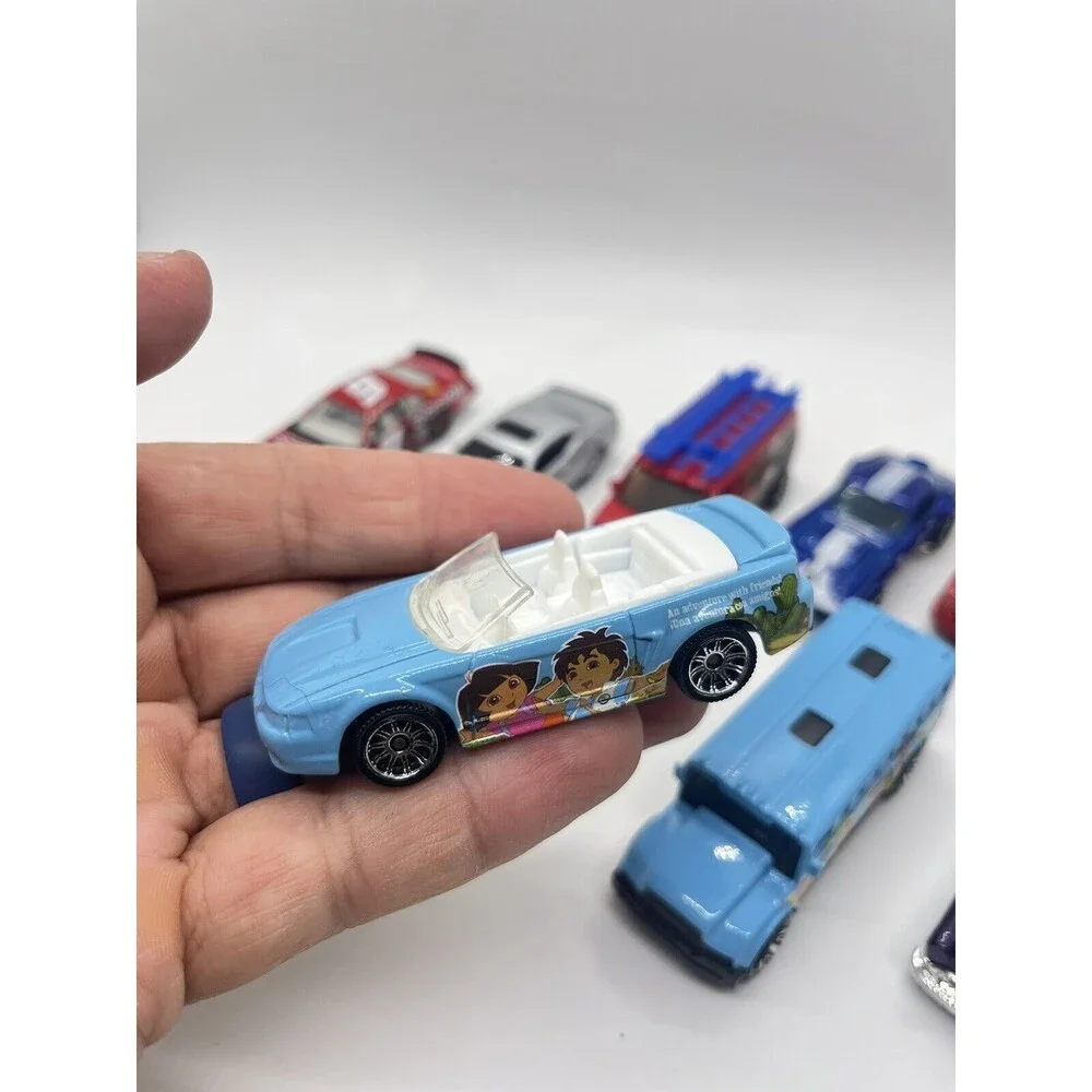Lot of 10 Die Cast Cars